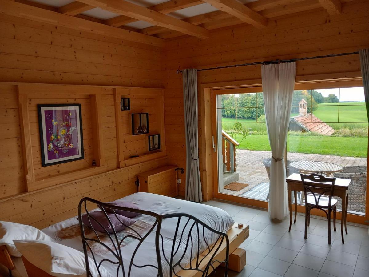 Les Abeilles Panzió Romont Kültér fotó